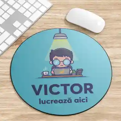 Mouse Pad Rotund personalizat pentru un baiat muncitor