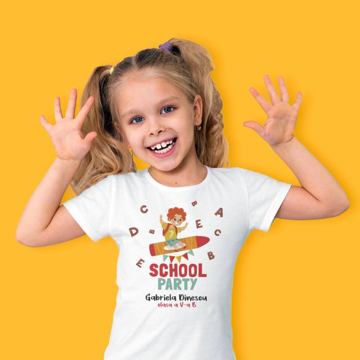 Tricou personalizat pentru copii - School party