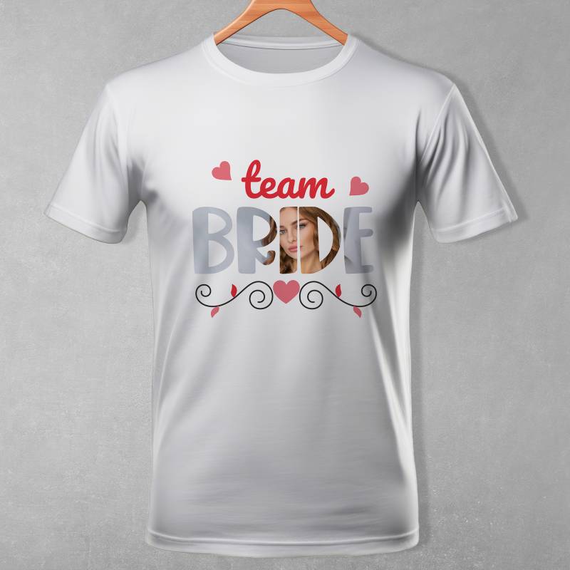 Tricou personalizat pentru petrecerea burlacitelor- Team bride cu poza